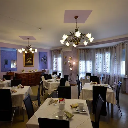 San Marco فندق ريجّو إيميليا